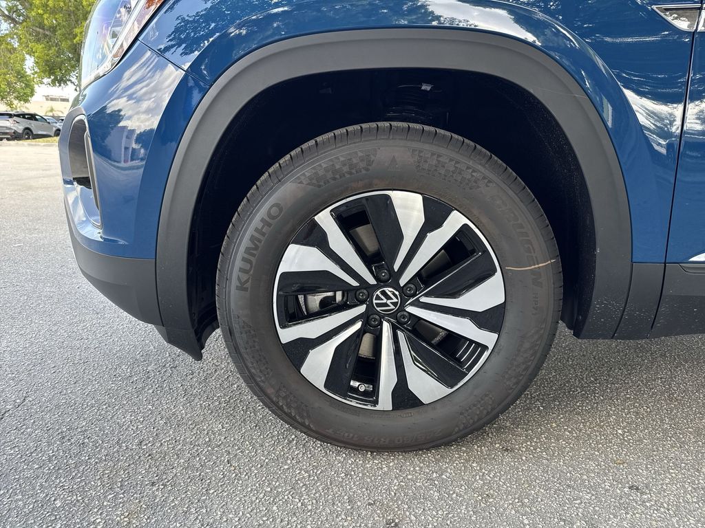 Thumbnail: 2026 Volkswagen Atlas - 7