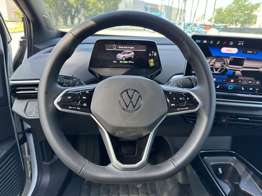 Thumbnail: 2026 Volkswagen ID.4 - 10
