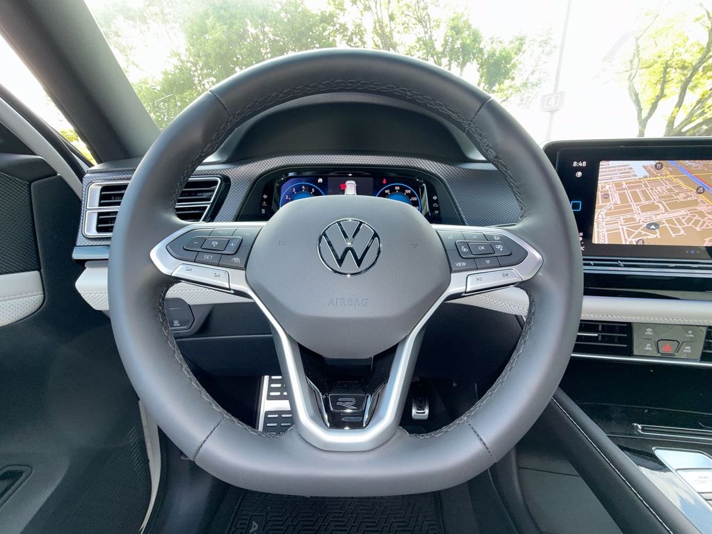 Thumbnail: 2026 Volkswagen Atlas - 9