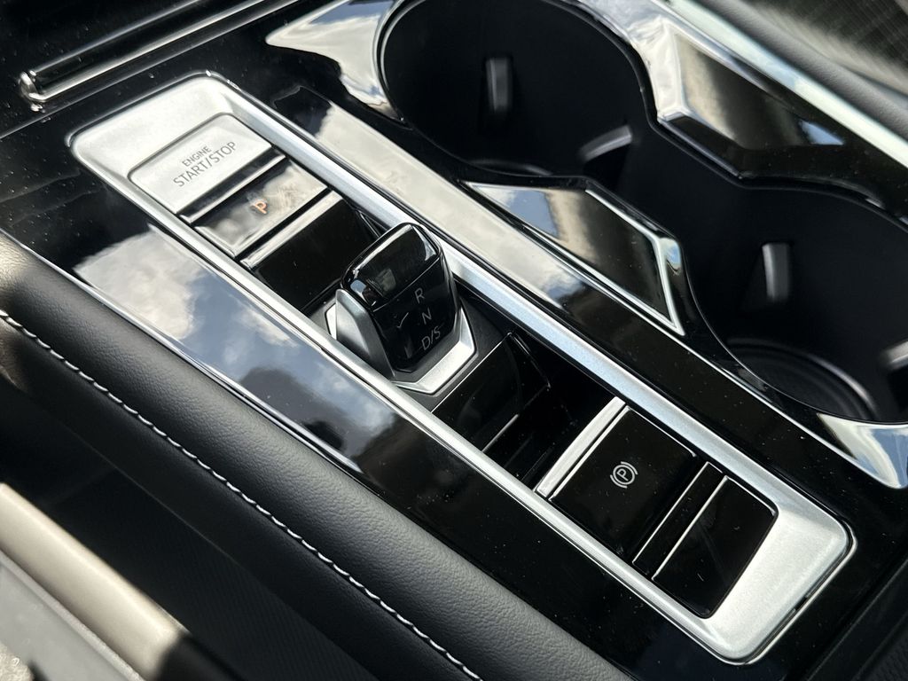 Thumbnail: 2026 Volkswagen Atlas - 15