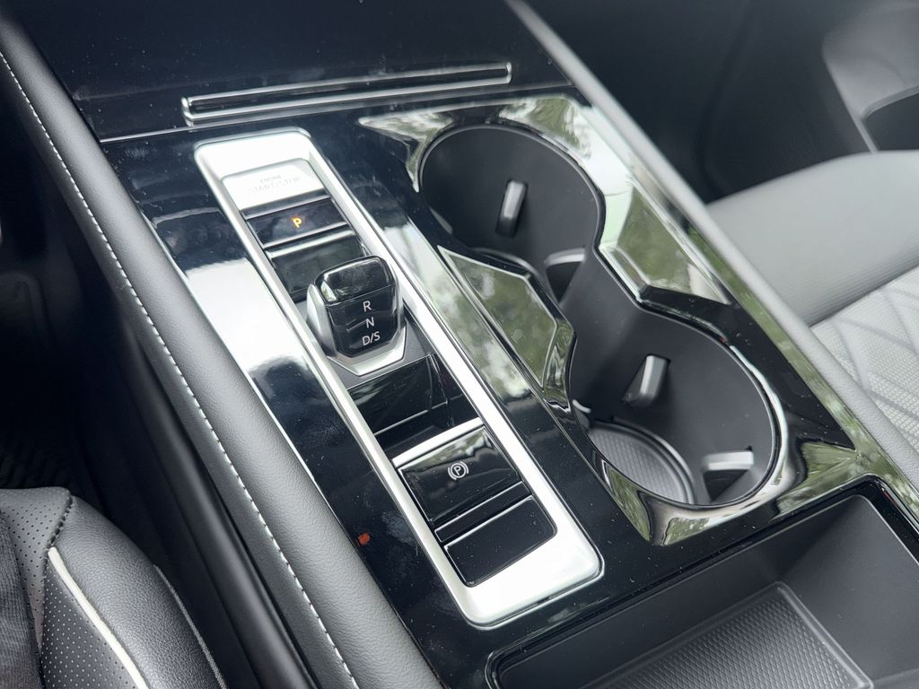 Thumbnail: 2026 Volkswagen Atlas - 15