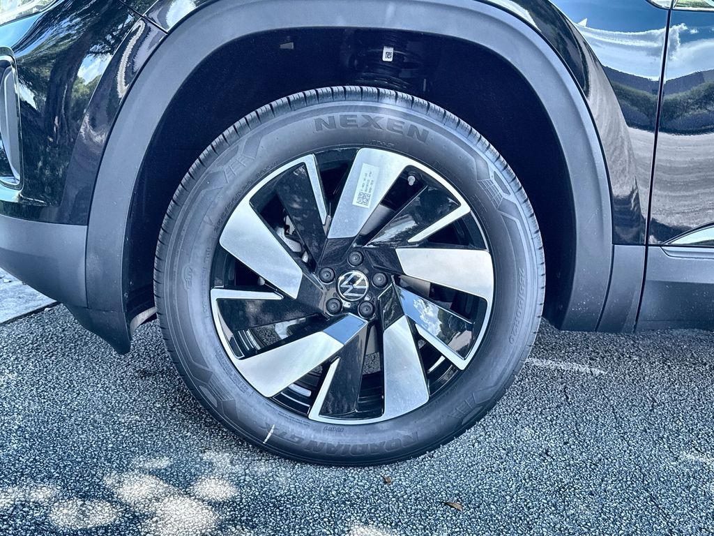 Thumbnail: 2026 Volkswagen Atlas - 7
