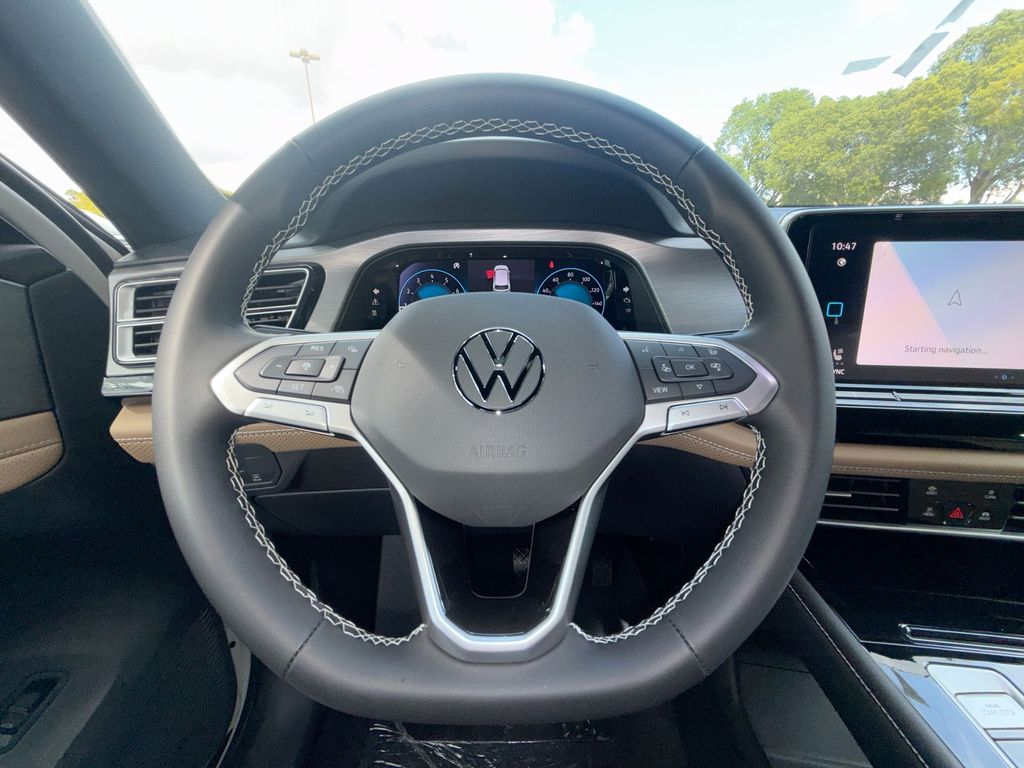 Thumbnail: 2026 Volkswagen Atlas - 10