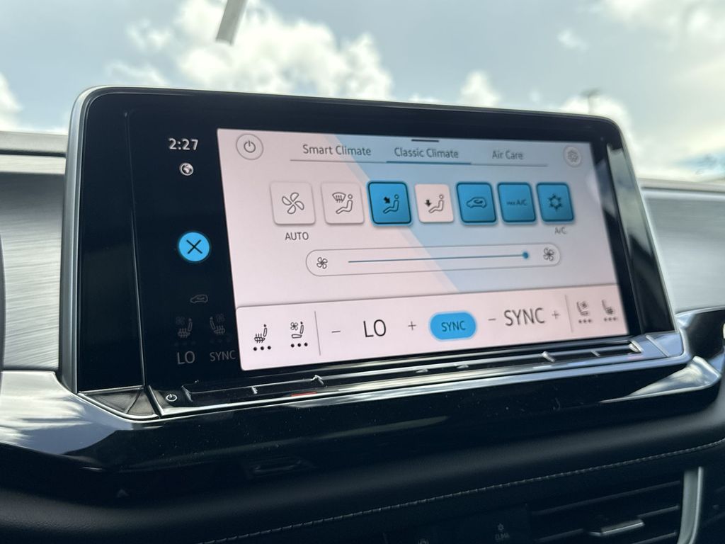 Thumbnail: 2026 Volkswagen Atlas - 25