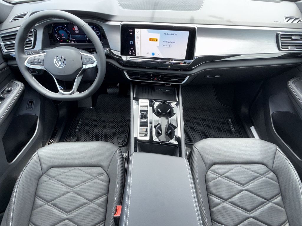 Thumbnail: 2026 Volkswagen Atlas - 14