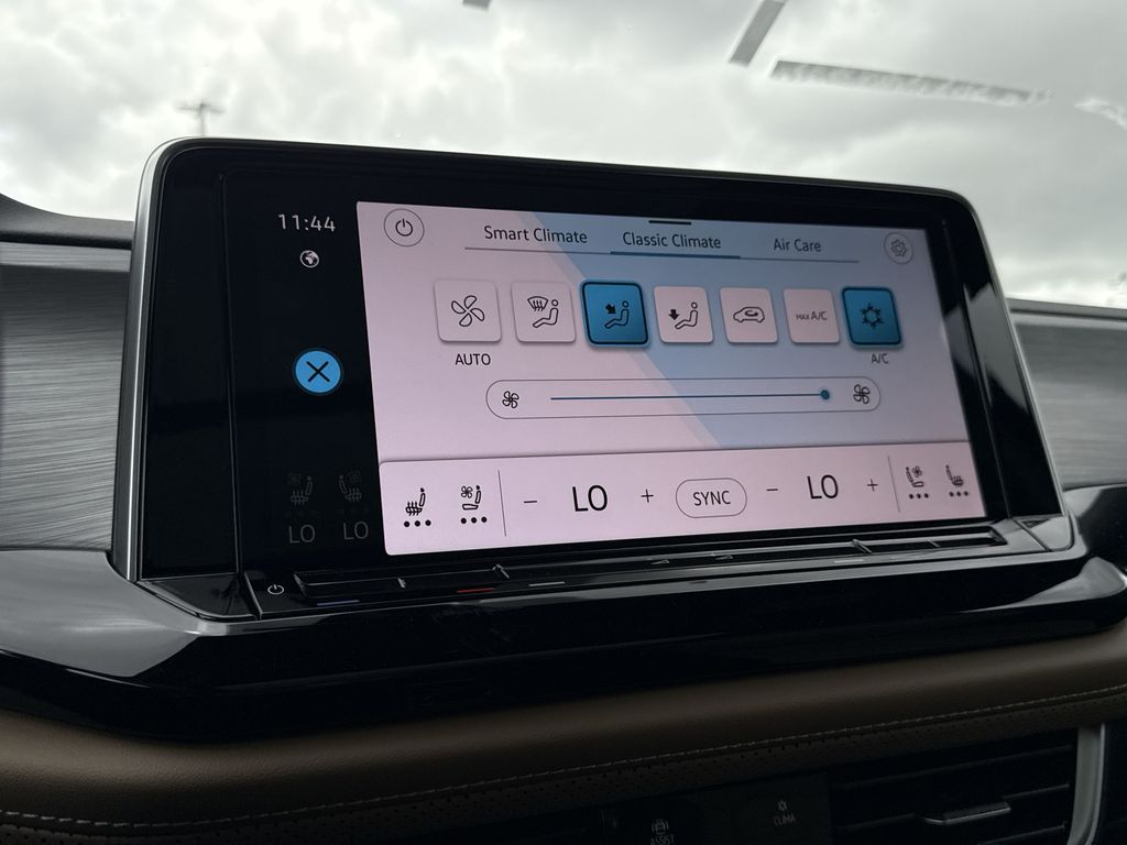 Thumbnail: 2026 Volkswagen Atlas - 25