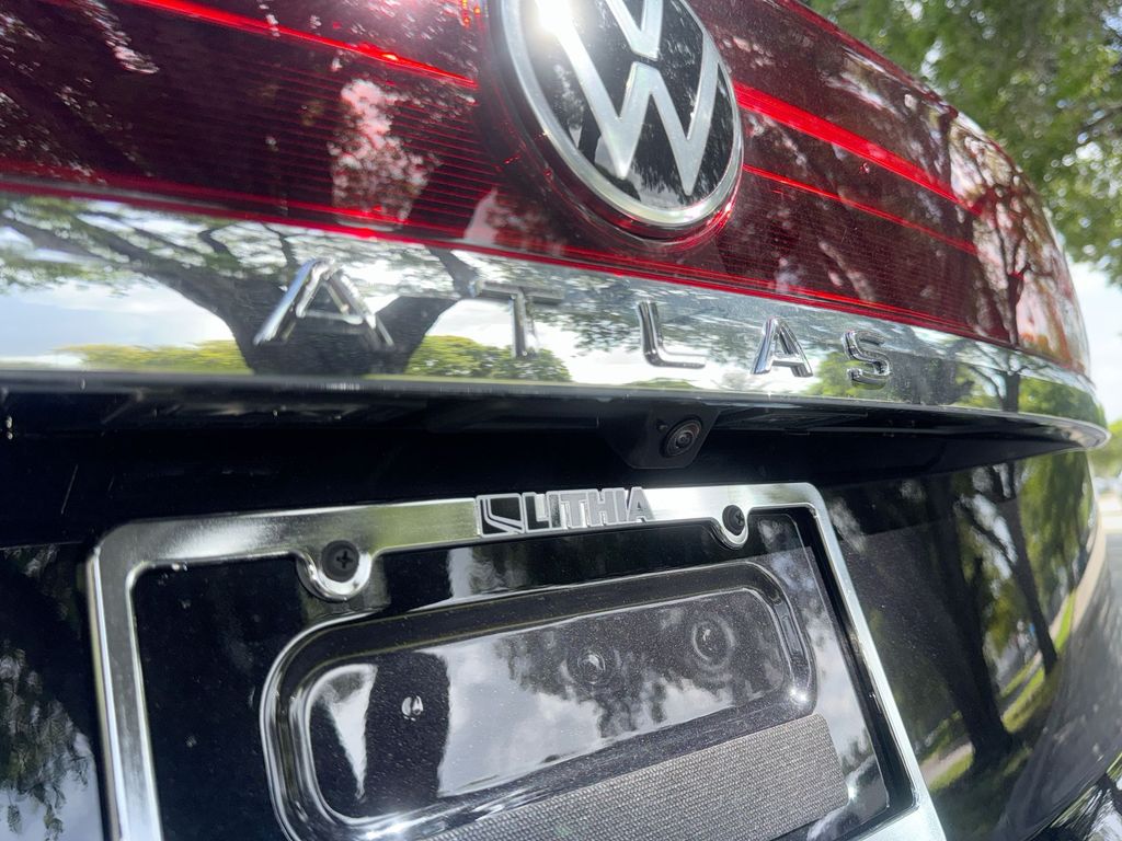 Thumbnail: 2026 Volkswagen Atlas - 13