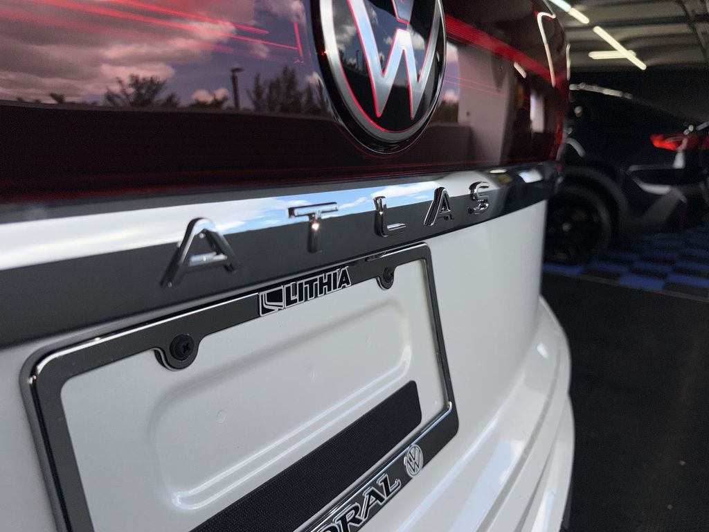 Thumbnail: 2026 Volkswagen Atlas - 7