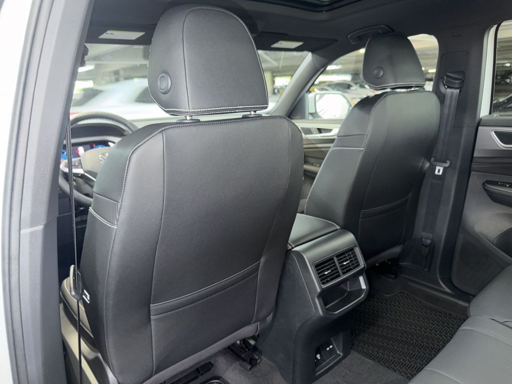 Thumbnail: 2026 Volkswagen Atlas - 26