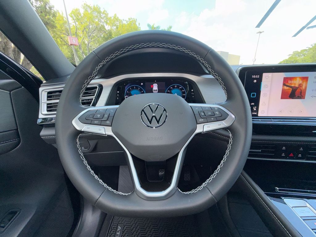 Thumbnail: 2026 Volkswagen Atlas - 9