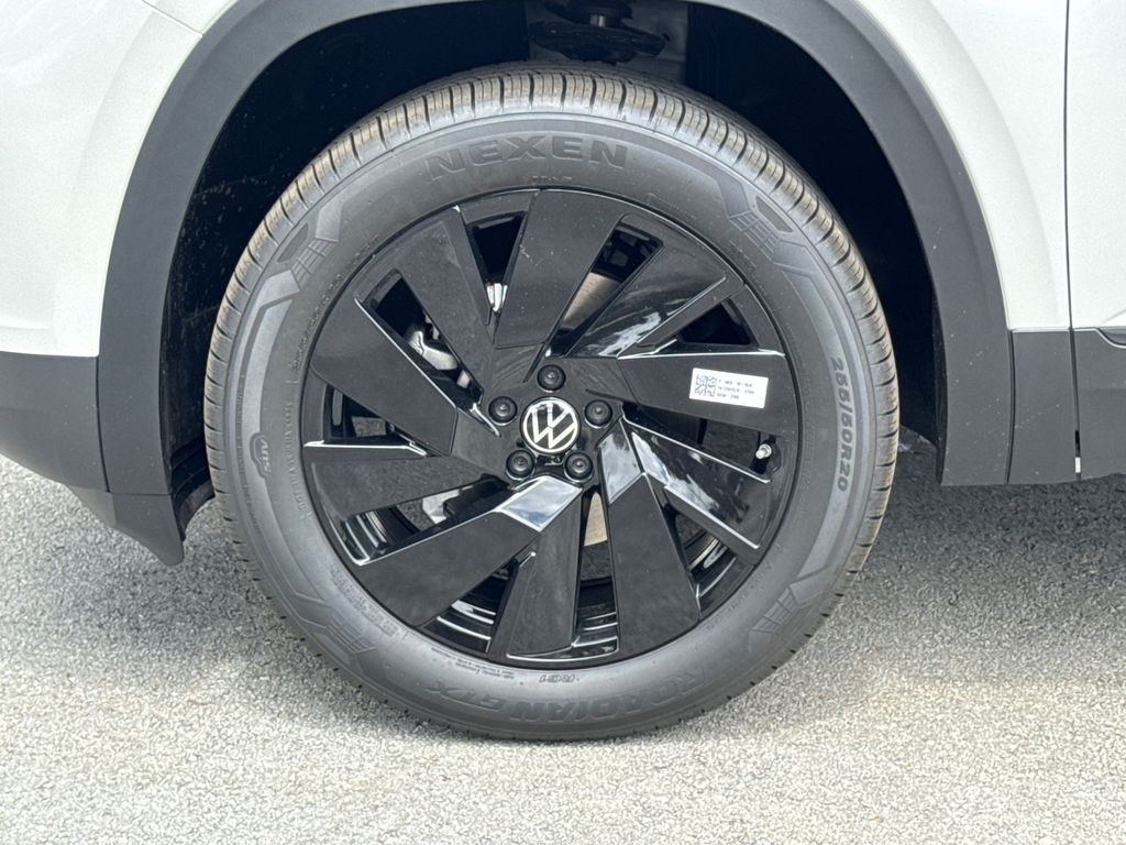 Thumbnail: 2026 Volkswagen Atlas - 8