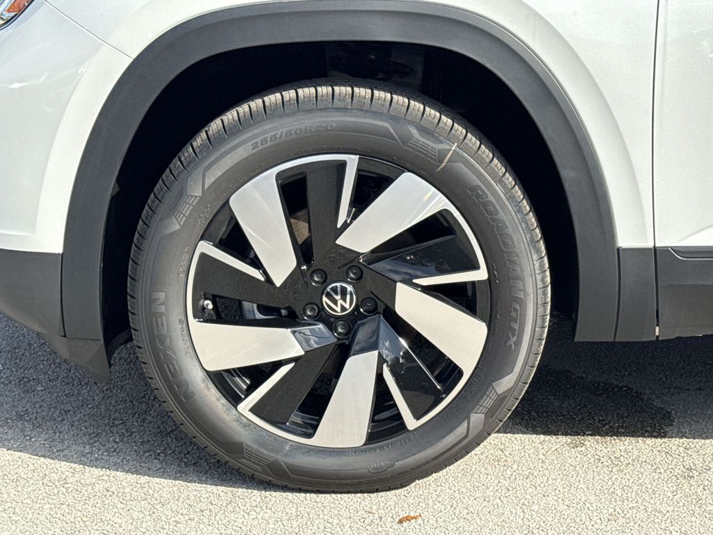 Thumbnail: 2026 Volkswagen Atlas - 8