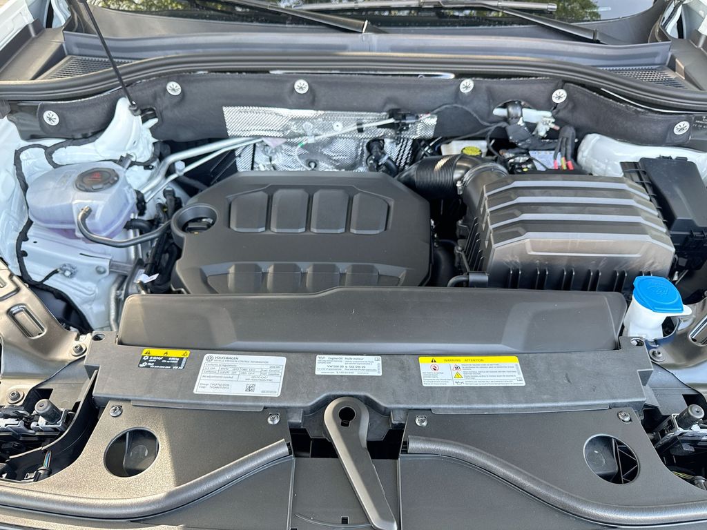 Thumbnail: 2026 Volkswagen Atlas - 9