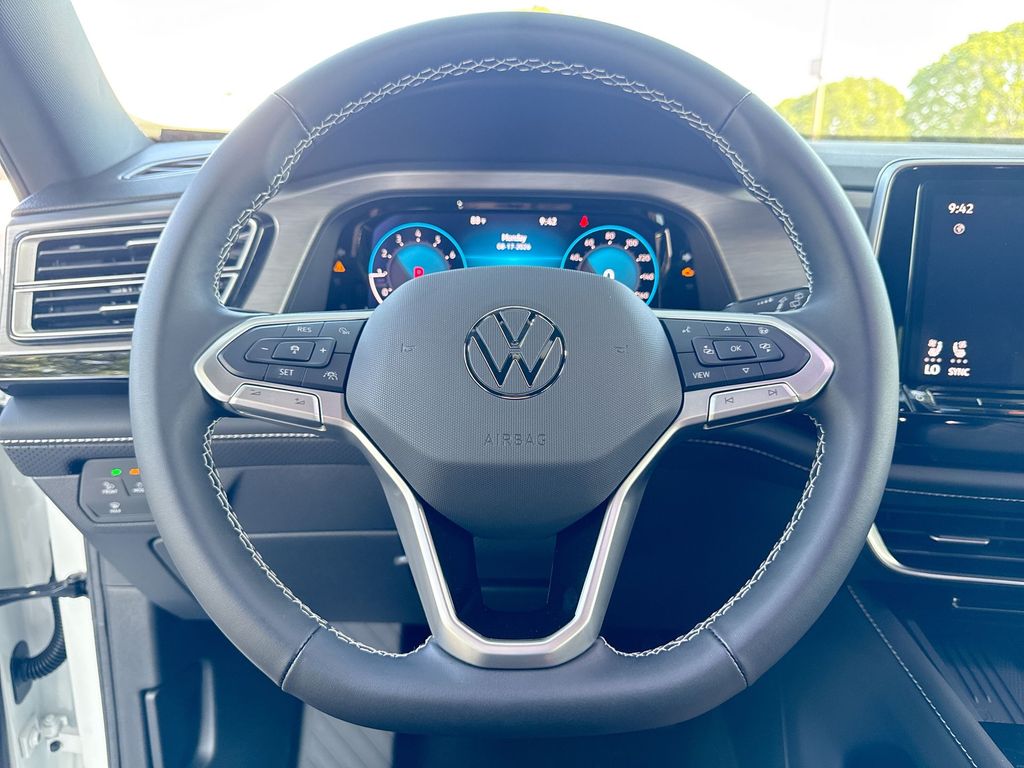 Thumbnail: 2026 Volkswagen Atlas - 10