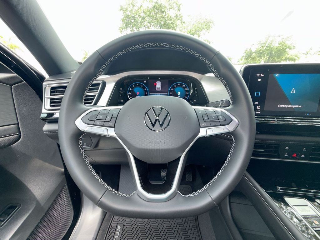 Thumbnail: 2026 Volkswagen Atlas - 9
