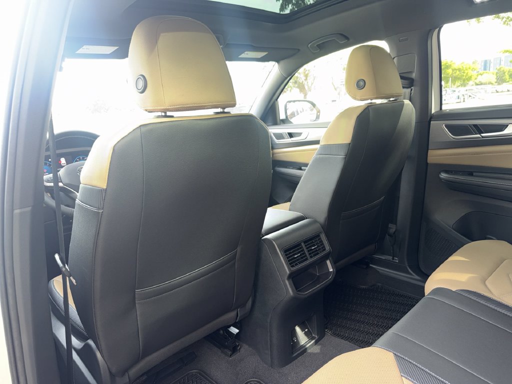 Thumbnail: 2026 Volkswagen Atlas - 11