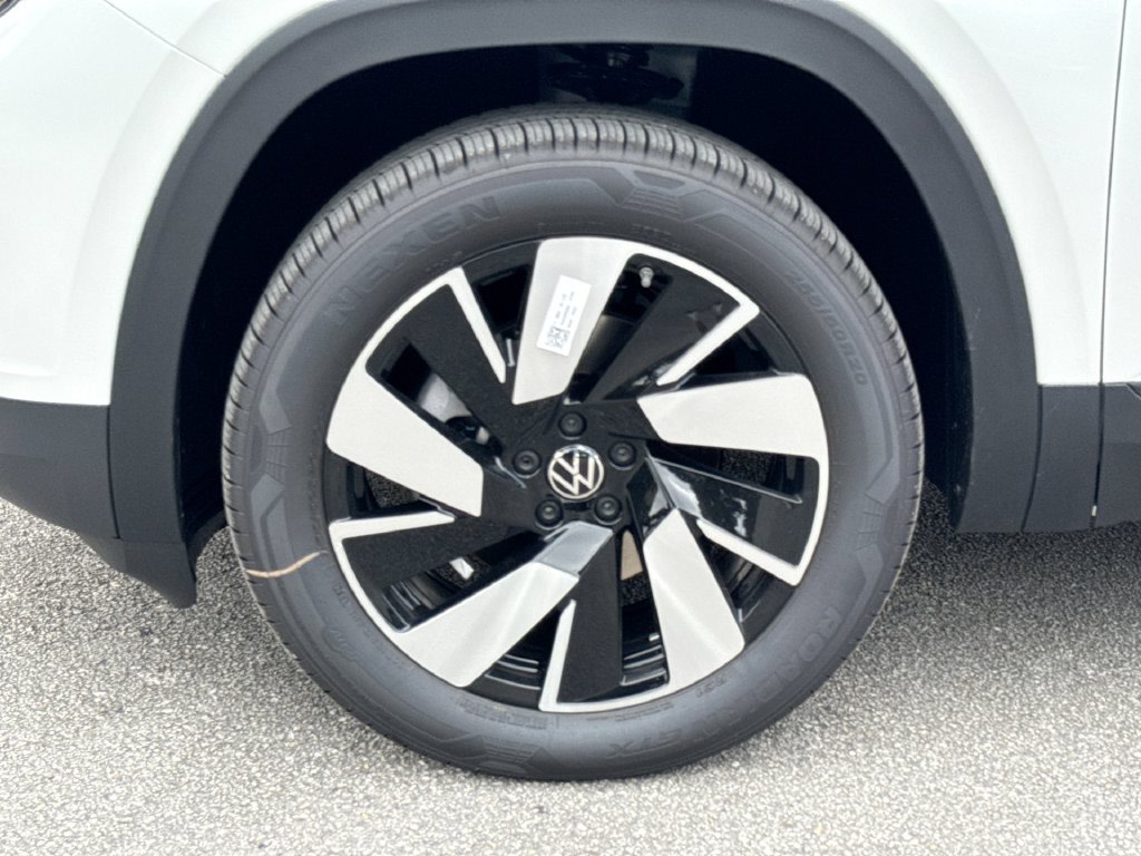 Thumbnail: 2026 Volkswagen Atlas - 6