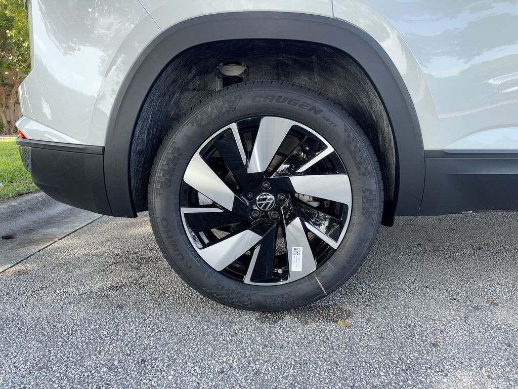 Thumbnail: 2026 Volkswagen Atlas - 6