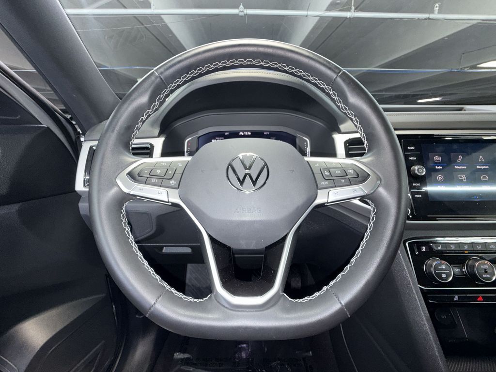 Thumbnail: 2023 Volkswagen Atlas - 10