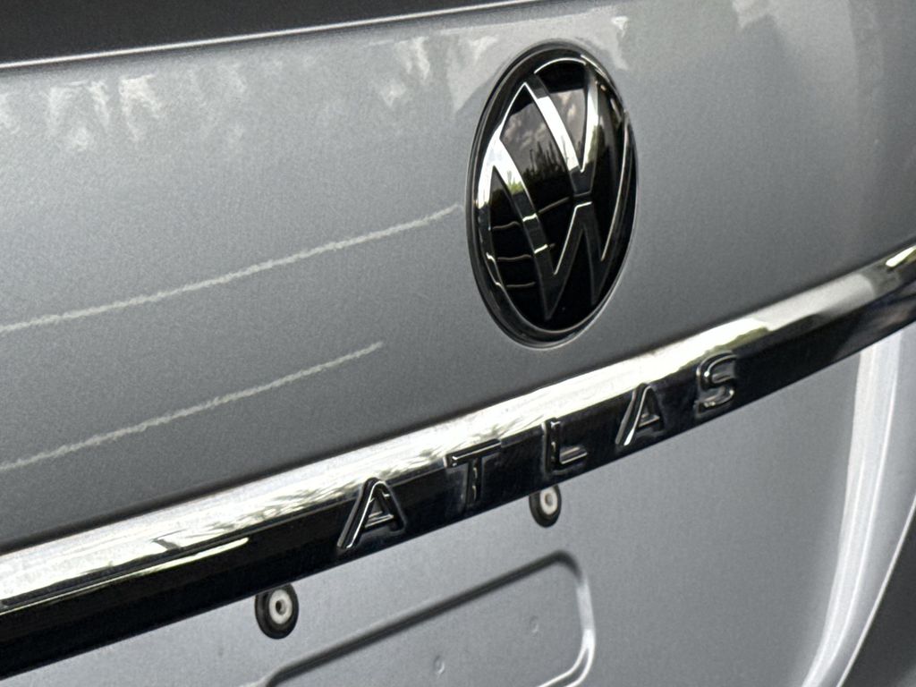 Thumbnail: 2023 Volkswagen Atlas - 7