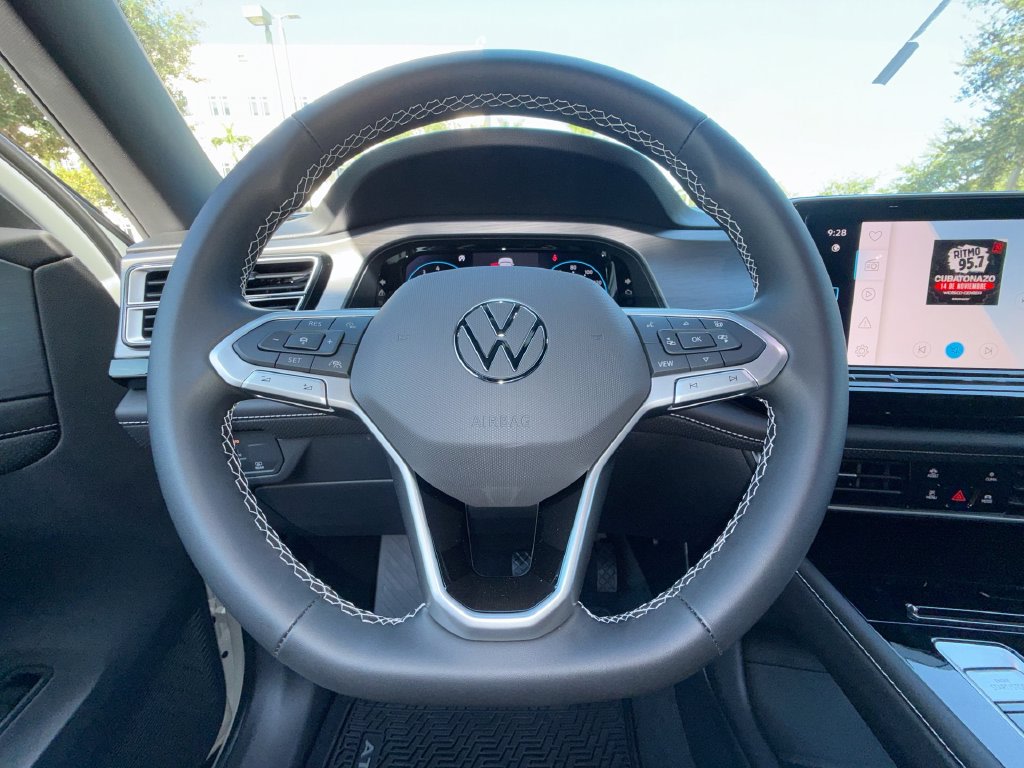 Thumbnail: 2026 Volkswagen Atlas - 9