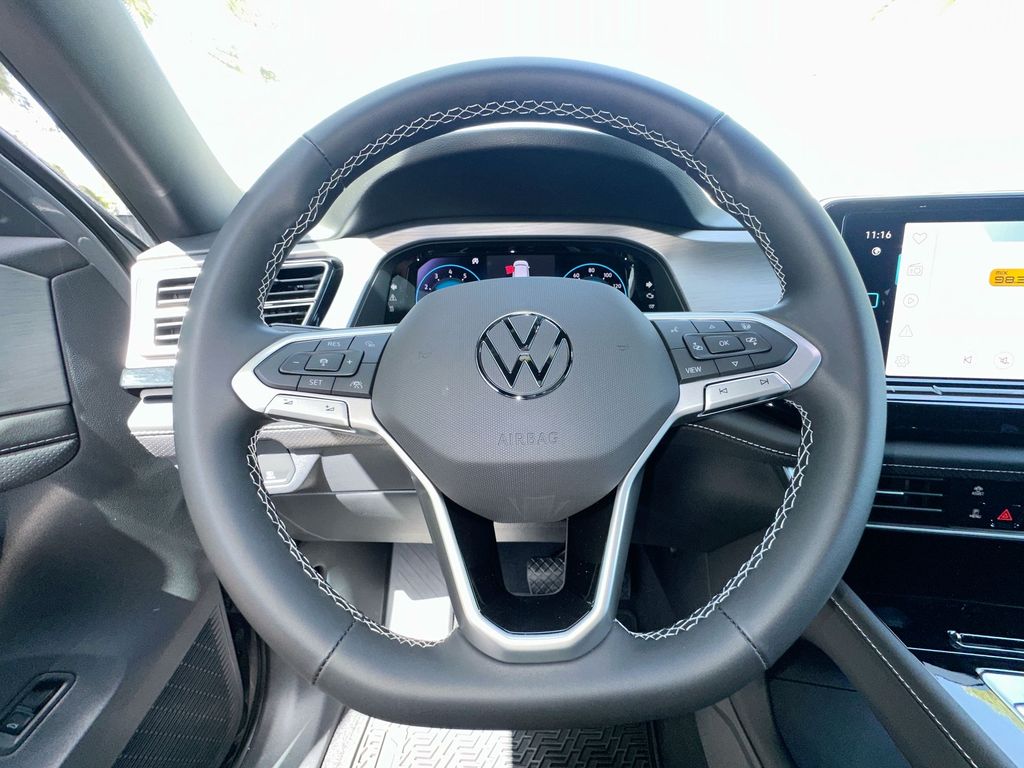 Thumbnail: 2026 Volkswagen Atlas - 10