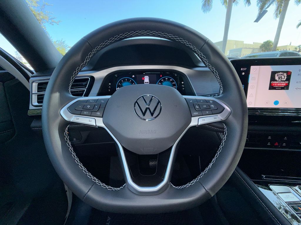 Thumbnail: 2026 Volkswagen Atlas - 10