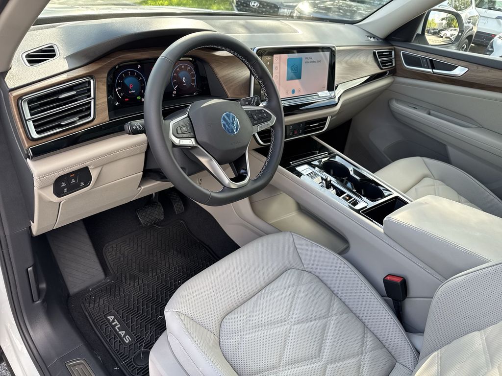 Thumbnail: 2026 Volkswagen Atlas - 2