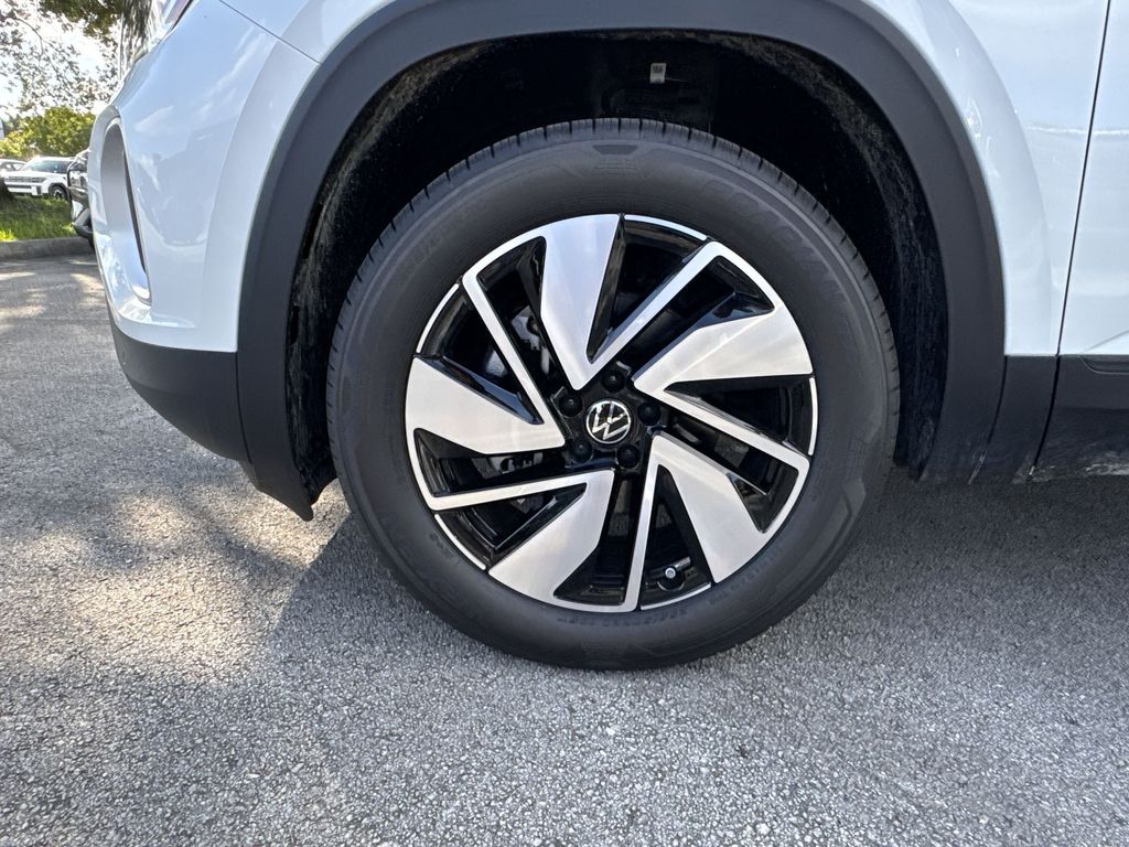 Thumbnail: 2026 Volkswagen Atlas - 7