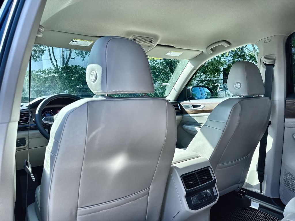 Thumbnail: 2026 Volkswagen Atlas - 11