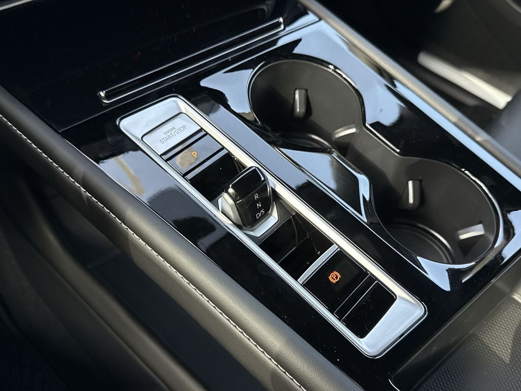 Thumbnail: 2026 Volkswagen Atlas - 16