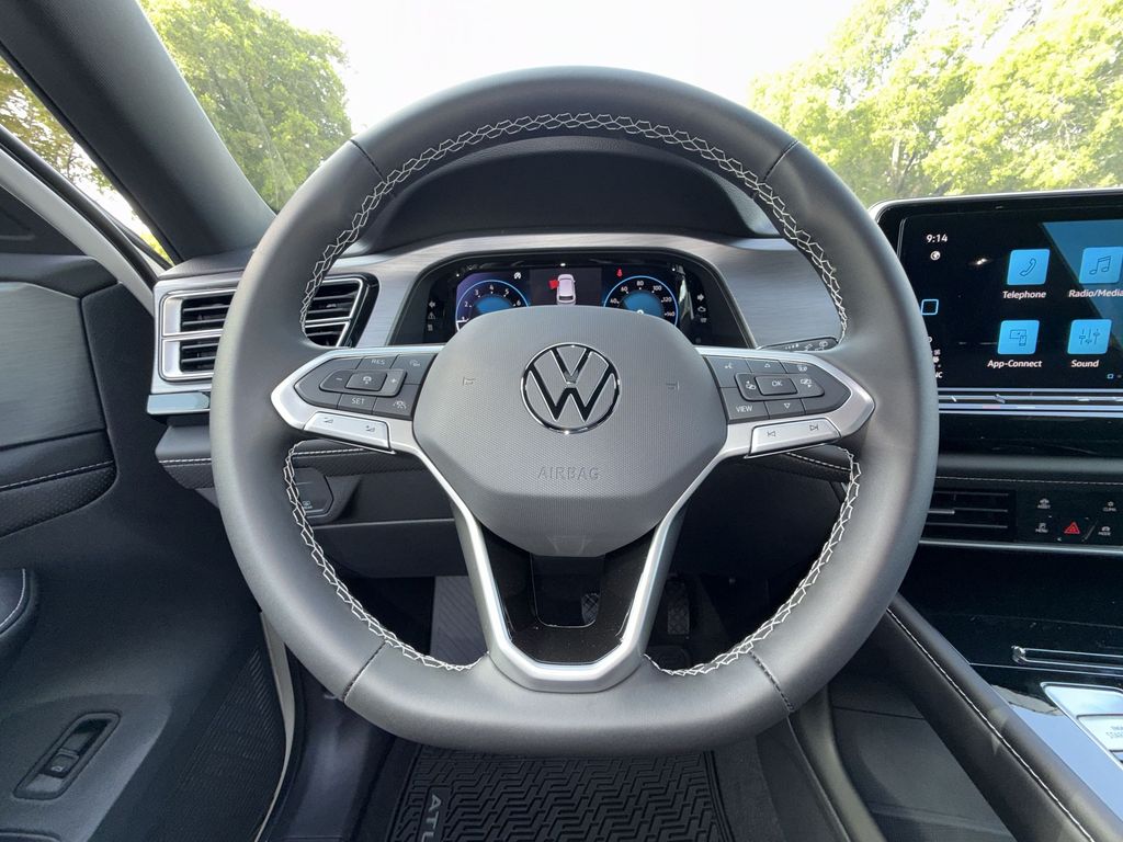 Thumbnail: 2026 Volkswagen Atlas - 10