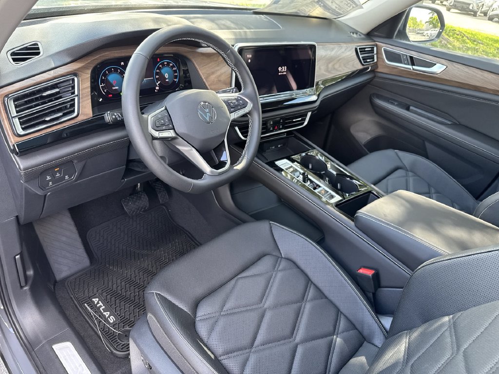 Thumbnail: 2026 Volkswagen Atlas - 2