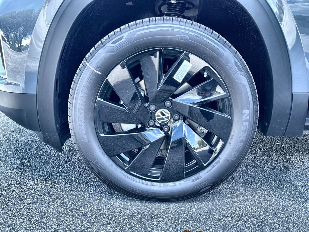 Thumbnail: 2026 Volkswagen Atlas - 6