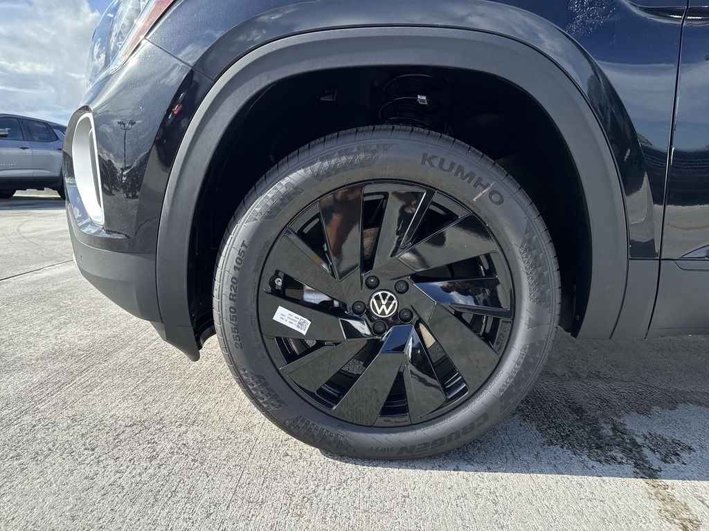 Thumbnail: 2026 Volkswagen Atlas - 7