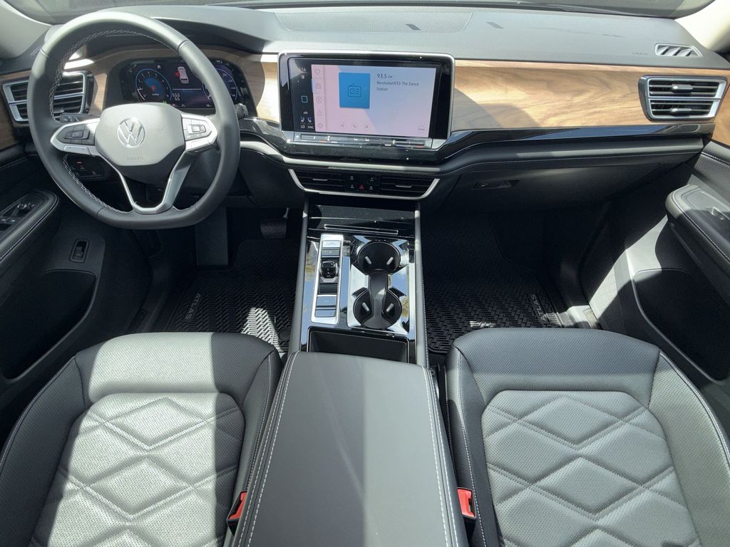 Thumbnail: 2026 Volkswagen Atlas - 13