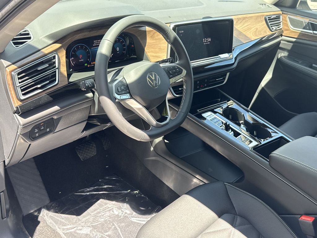 Thumbnail: 2026 Volkswagen Atlas - 2