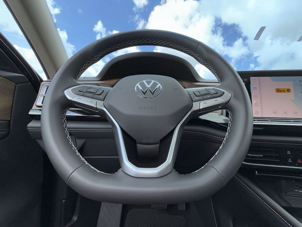 Thumbnail: 2026 Volkswagen Atlas - 9