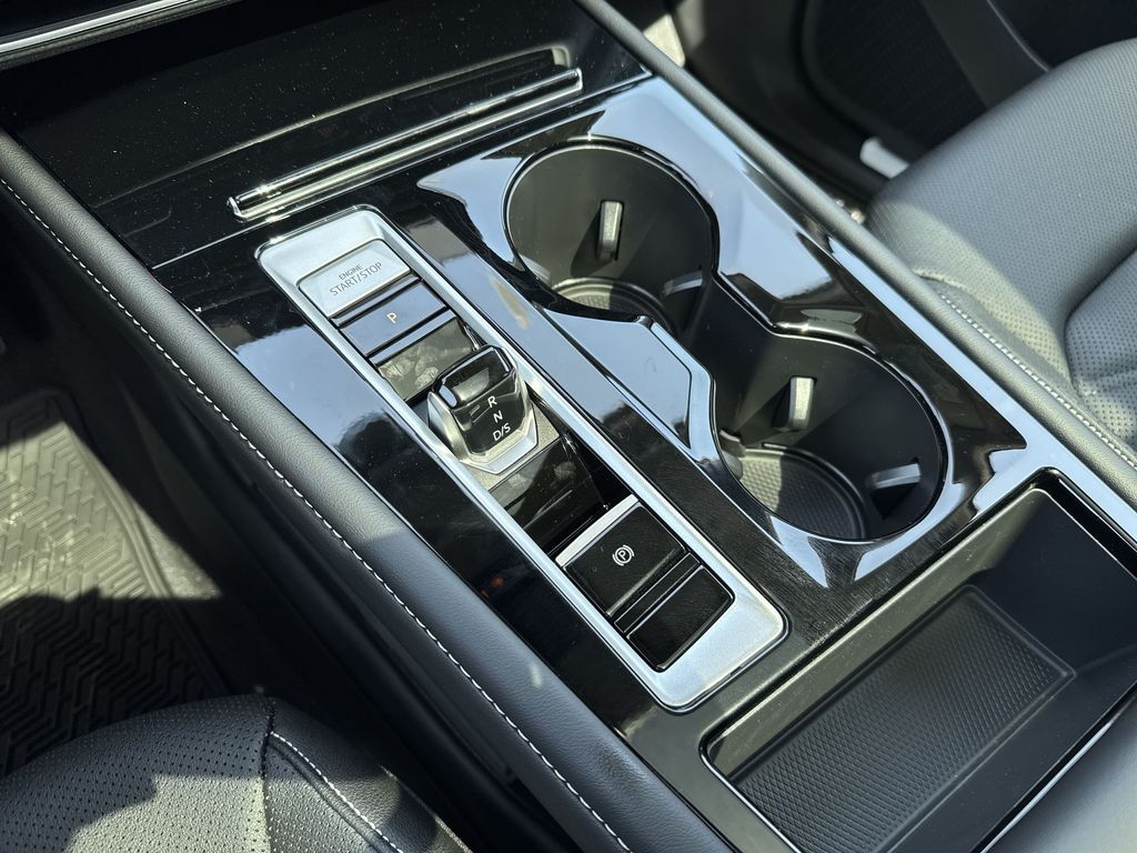Thumbnail: 2026 Volkswagen Atlas - 16