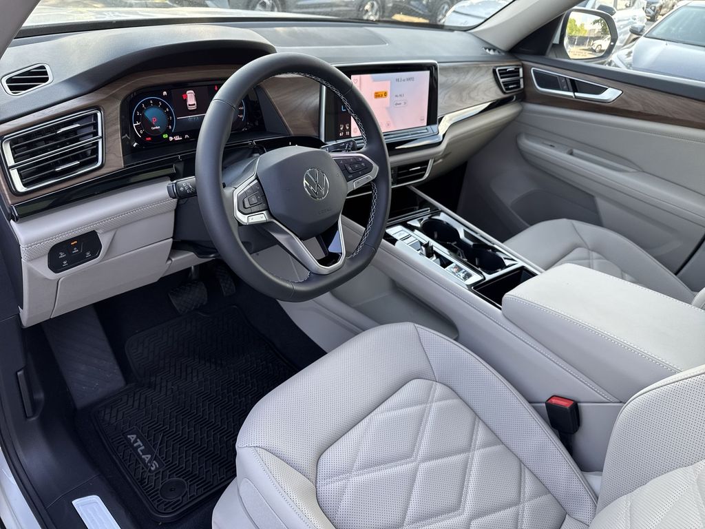 Thumbnail: 2026 Volkswagen Atlas - 2