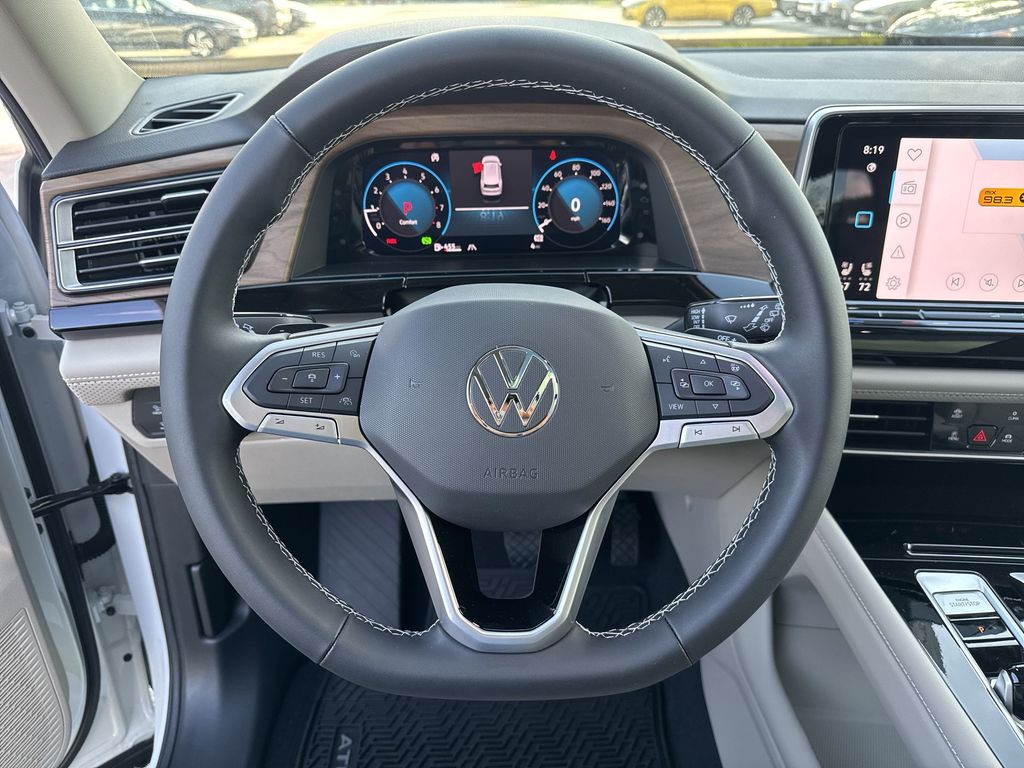 Thumbnail: 2026 Volkswagen Atlas - 9