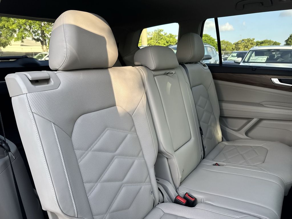 Thumbnail: 2026 Volkswagen Atlas - 28