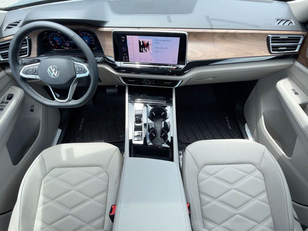 Thumbnail: 2026 Volkswagen Atlas - 13