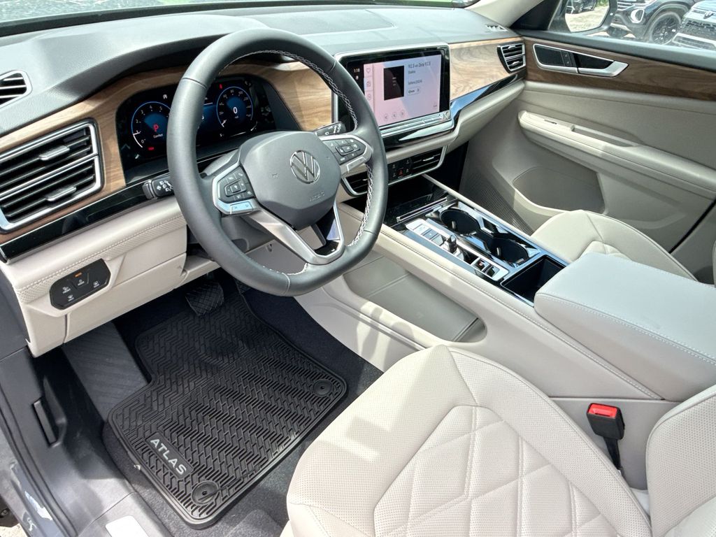 Thumbnail: 2026 Volkswagen Atlas - 2