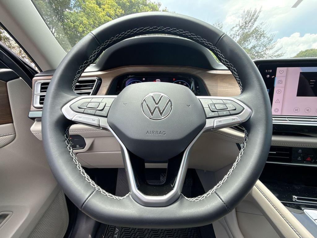 Thumbnail: 2026 Volkswagen Atlas - 9