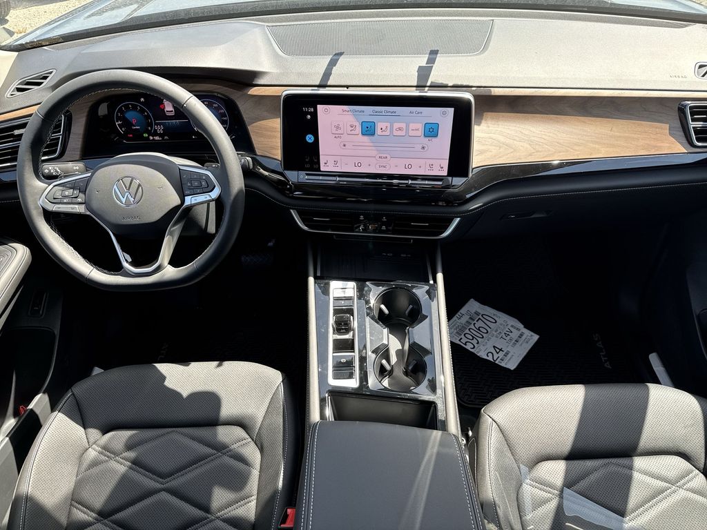 Thumbnail: 2026 Volkswagen Atlas - 13