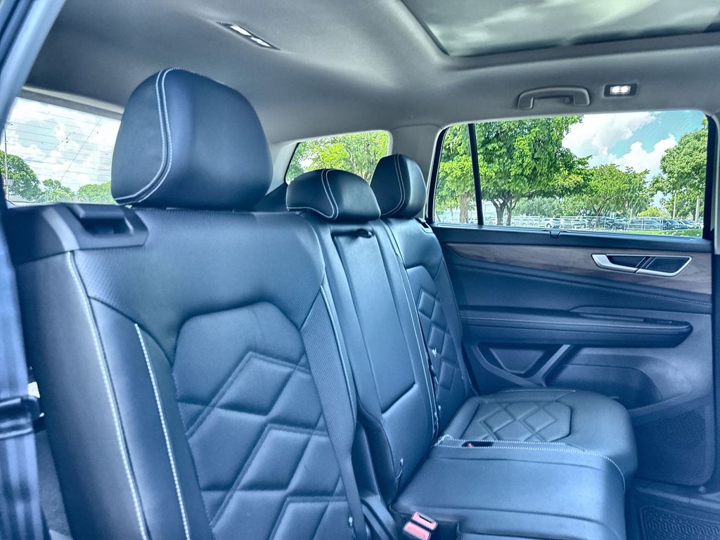 Thumbnail: 2026 Volkswagen Atlas - 28