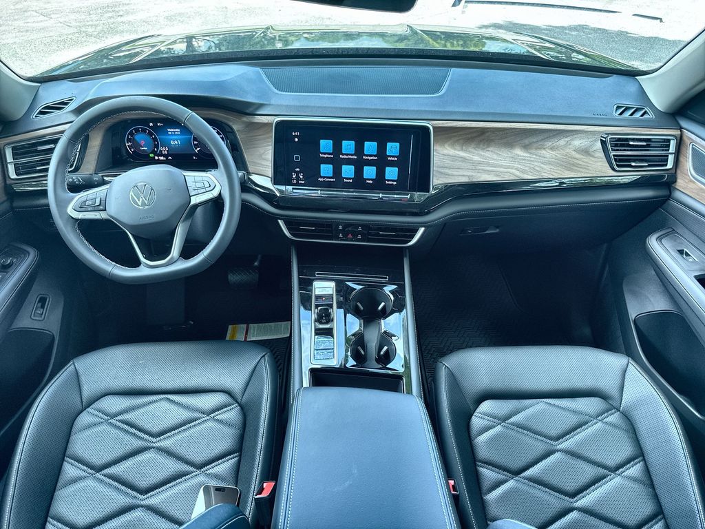 Thumbnail: 2026 Volkswagen Atlas - 13
