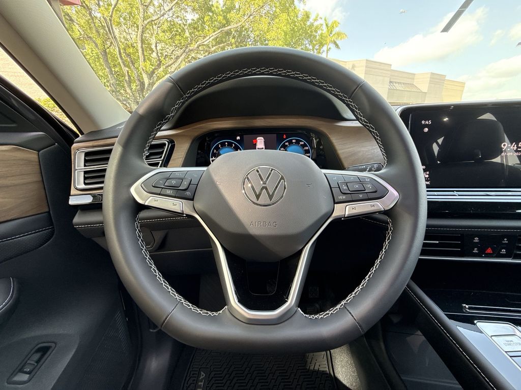 Thumbnail: 2026 Volkswagen Atlas - 10