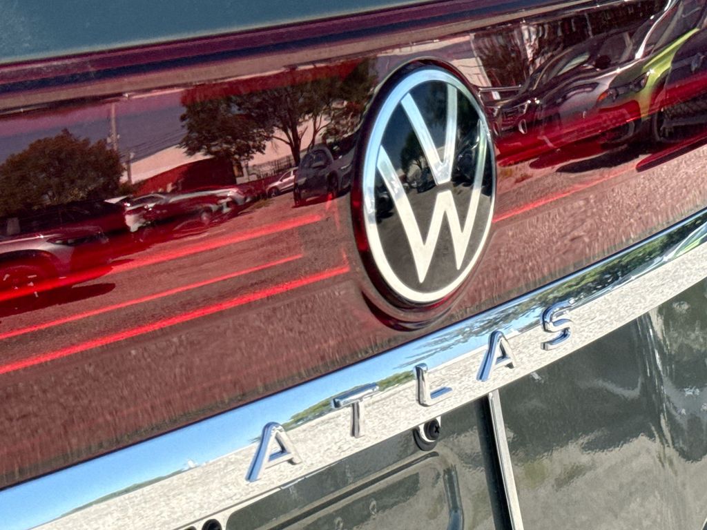 Thumbnail: 2026 Volkswagen Atlas - 7
